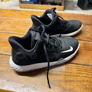 Nike KD Trey 5 Basketball Shoes Size 5.5